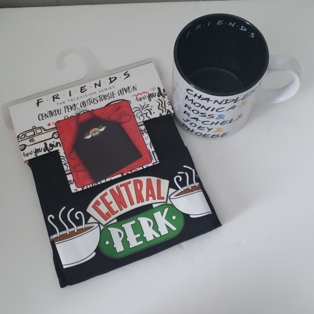 Friends Kitchen Set-Central Perk Apron, Mug
